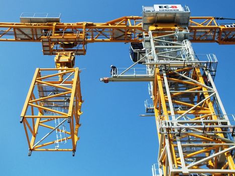 Liebherr-1000-EC-B-125